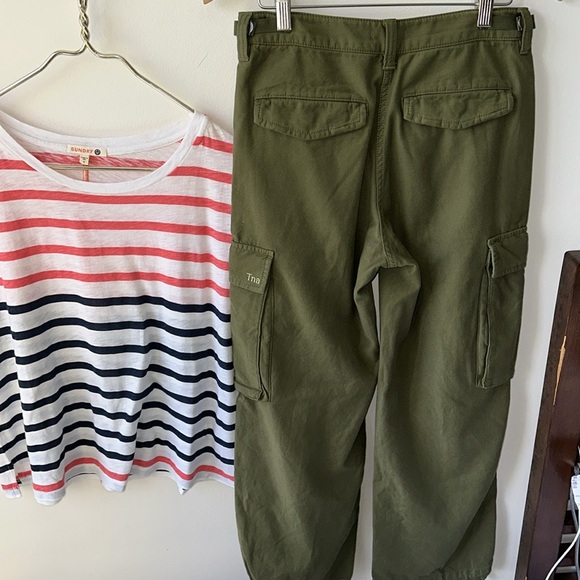 TNA Aritzia Green Cargo Pant⭐️ - Picture 8 of 13